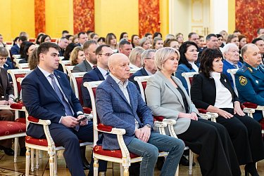 Лучшие юристы региона получили награды